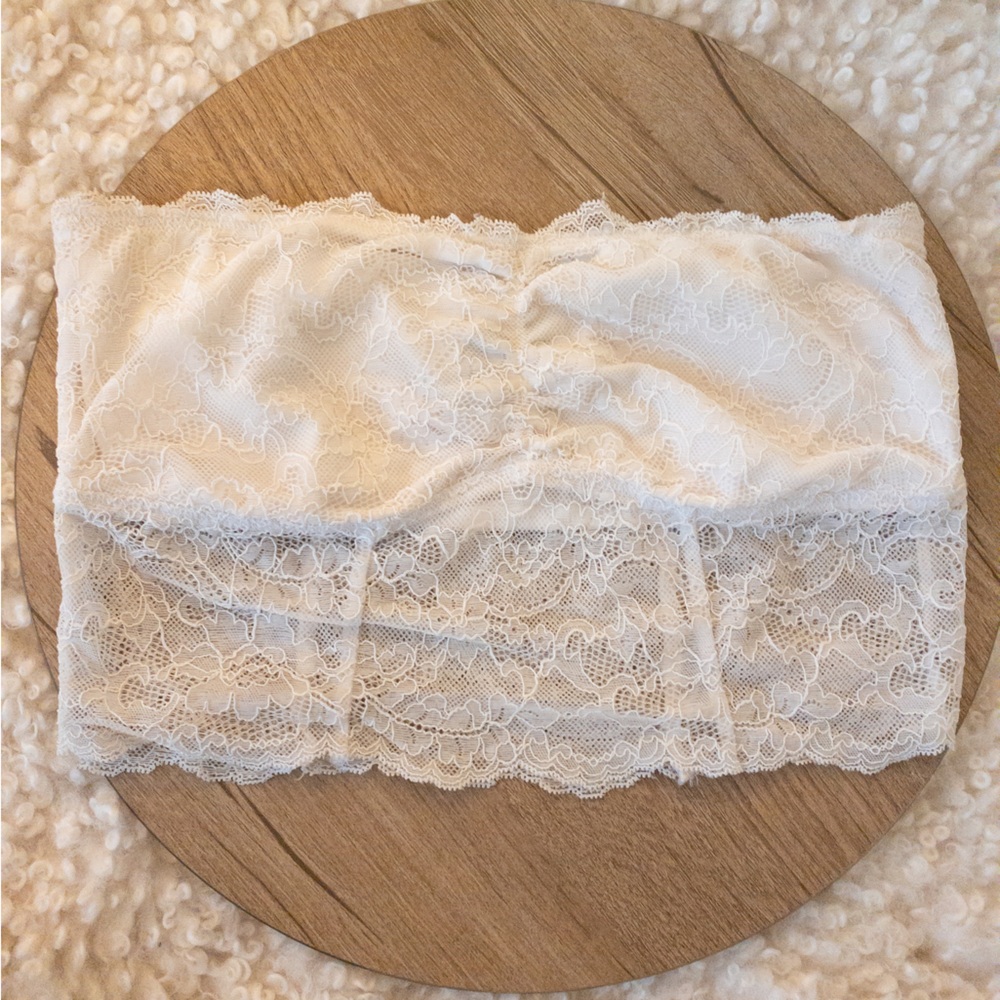 AE white lace size small bandeau